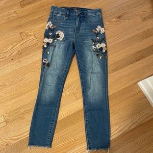 Abercrombie high rise ankle denim size 28